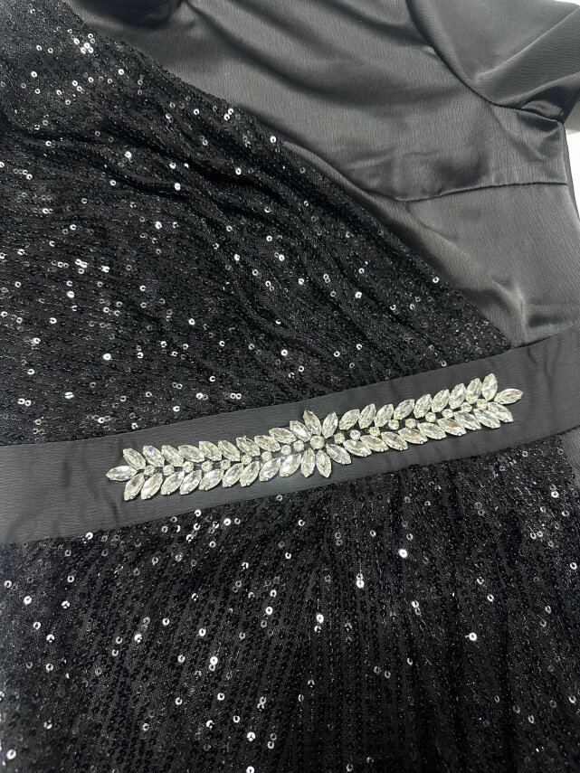 1 AL 1 BEDAVA - Adriana Abiye - 5