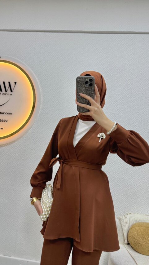 Broşlu Takım - Şal Hediyeli - 11