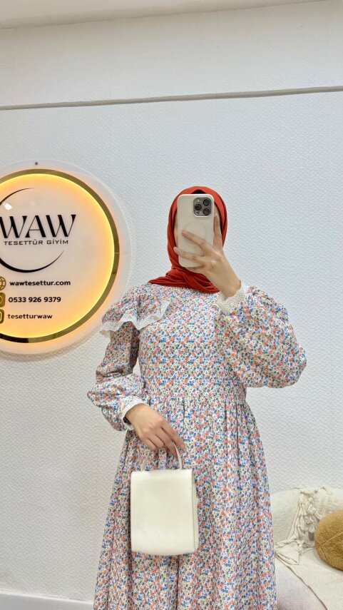 1 AL 1 BEDAVA - Dantel Detaylı Elbise - 6