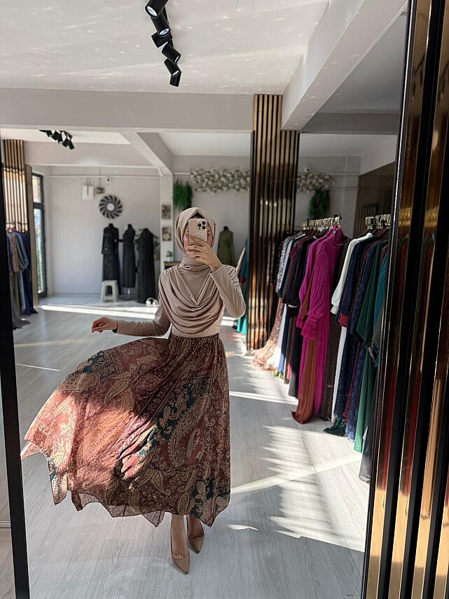 Desenli Etekli Takım - 4