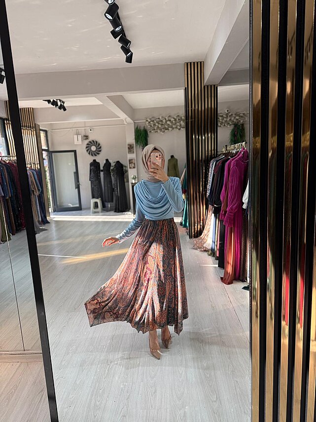 Desenli Etekli Takım - 2