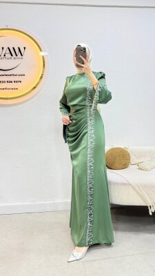 1 AL 1 BEDAVA - Dolunay Abiye - 16