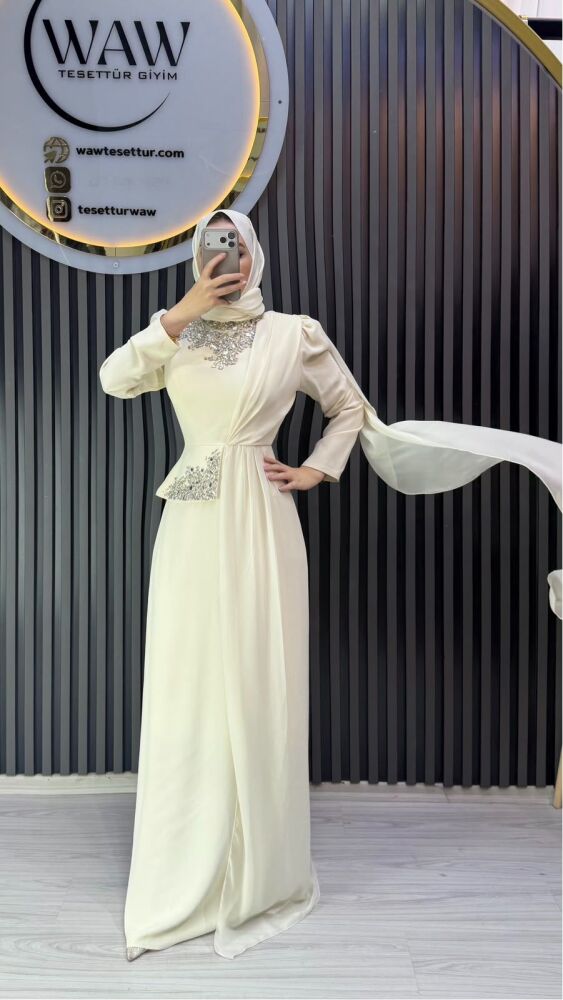 Emily Abiye - 2