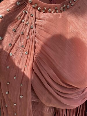 1 AL 1 BEDAVA - Estelle Abiye - 20