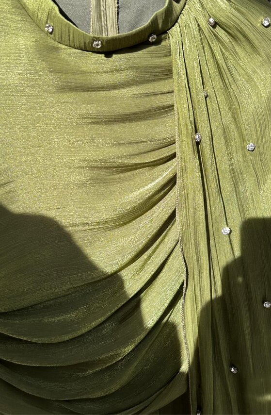 1 AL 1 BEDAVA - Estelle Abiye - 23