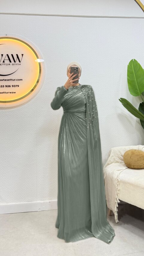 1 AL 1 BEDAVA - Estelle Abiye - 11