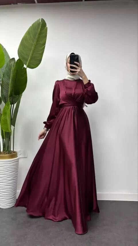 Fırsat Ürünü - Karolina Elbise - Lekeli / Dikiş Hatası / Etek Boy Farkı - 1