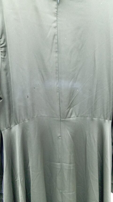 Fırsat Ürünü - Karolina Elbise - Lekeli / Etek Boy Farkı - 23