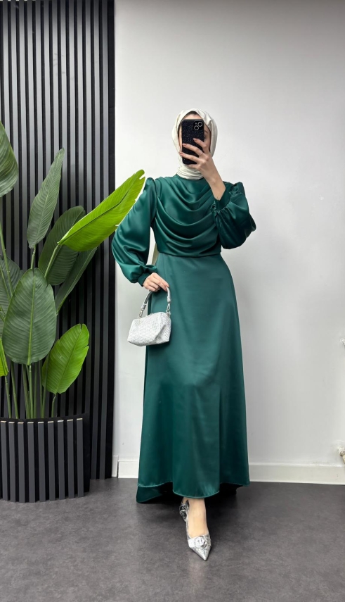 Fırsat Ürünü - Yakası Taşlı - Lekeli/Kemersiz - 1