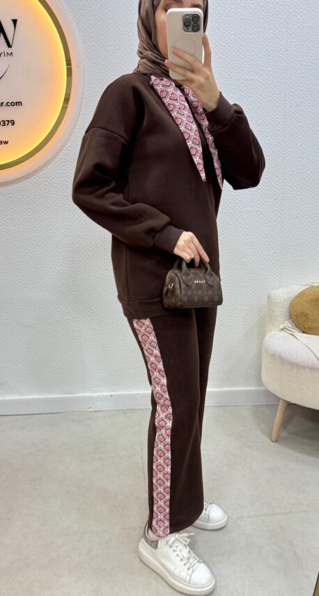 1 AL 1 BEDAVA - Fularlı Takım - 8