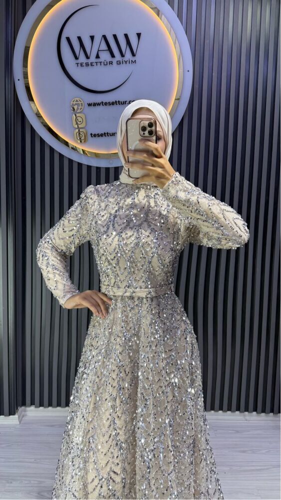 Hadise Abiye - 9