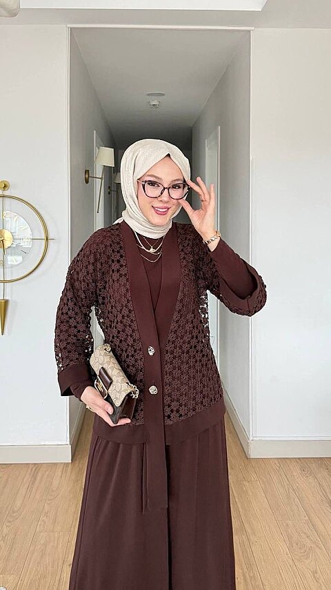 İSPANYOL ÜÇLÜ TAKIM - 1