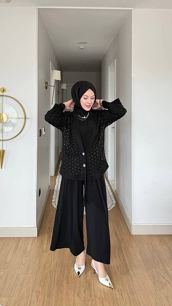 İSPANYOL ÜÇLÜ TAKIM - 4