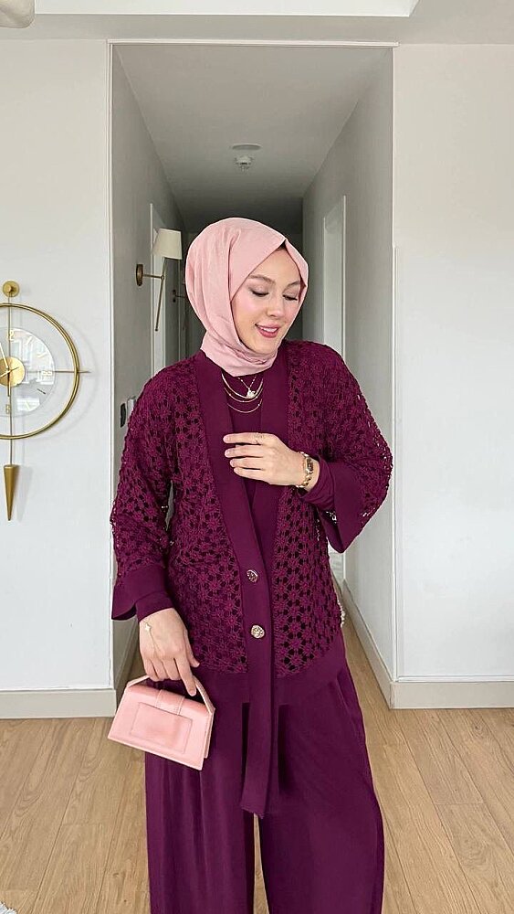 İSPANYOL ÜÇLÜ TAKIM - 5