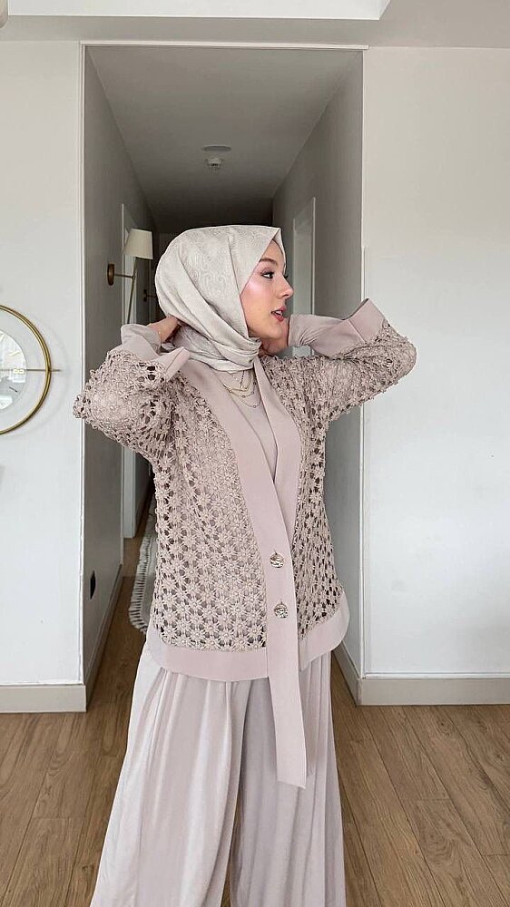 İSPANYOL ÜÇLÜ TAKIM - 9