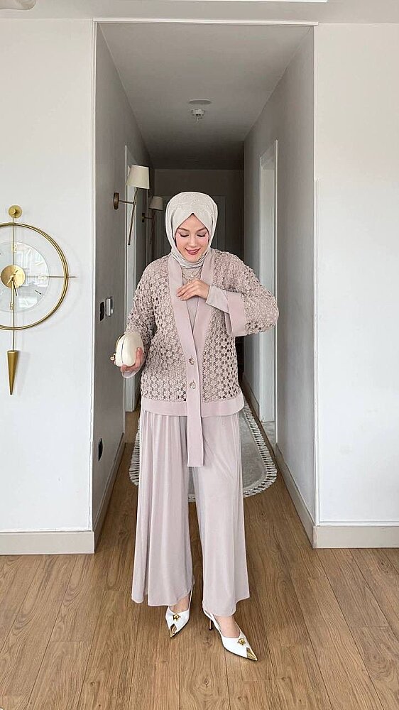 İSPANYOL ÜÇLÜ TAKIM - 10