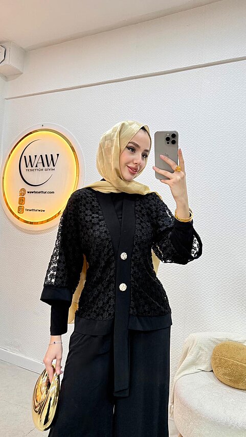 İspanyol Üçlü Takım - 4