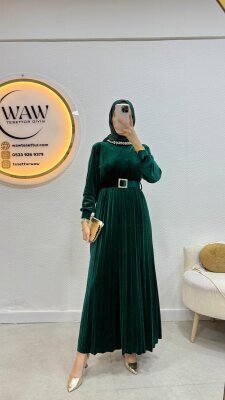 Kadife Piliseli Elbise - 7