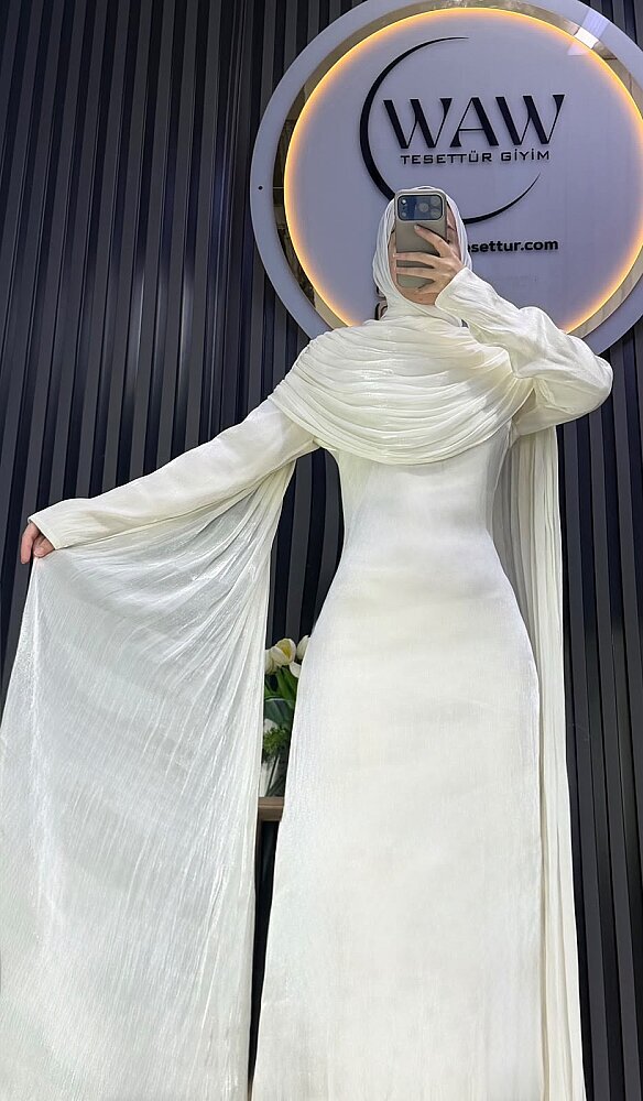 Lara Abiye - 17