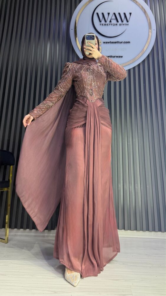 Larissa Abiye - 2