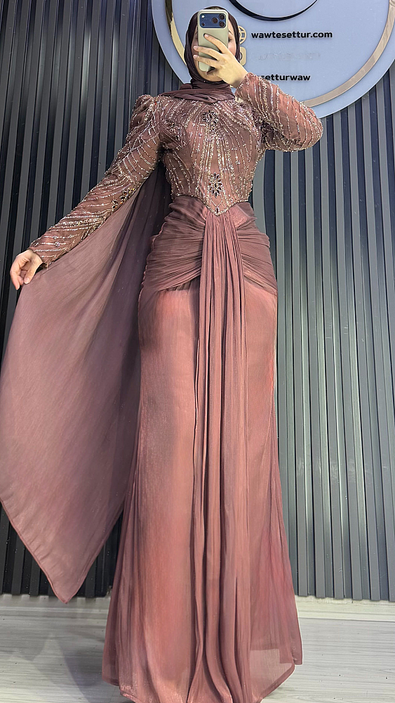 Larissa Abiye - 1