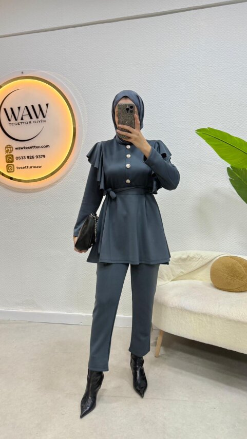 1 AL 1 BEDAVA - Larissa Takım - 7