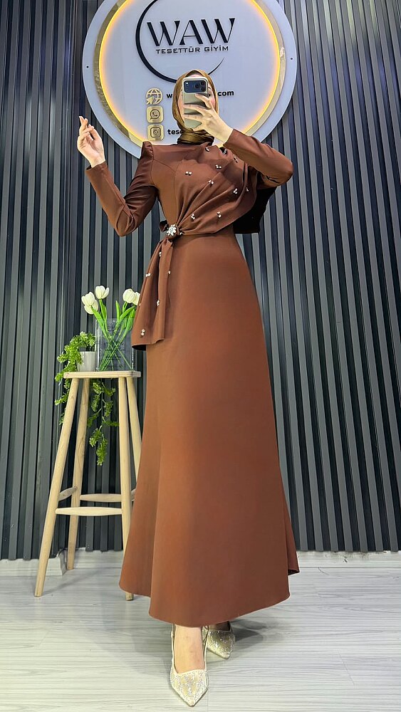 Leyra Abiye - 17