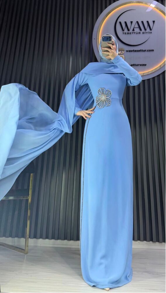 Nilüfer Abiye - 2