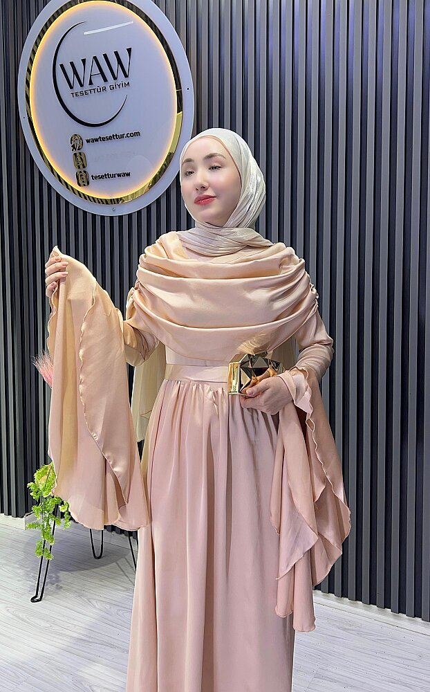 Nora Abiye - 29