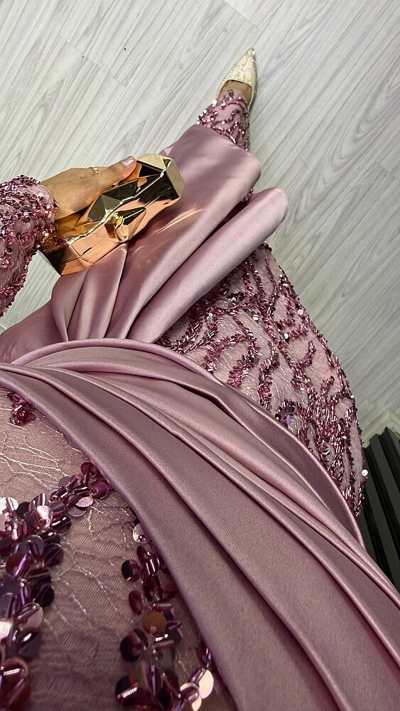 Rihanna Abiye - 22