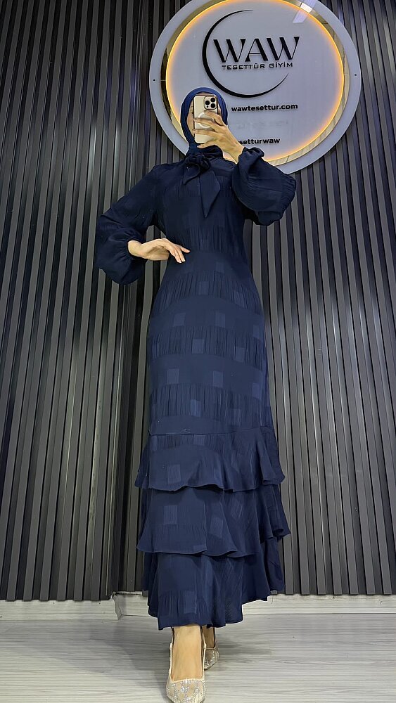 Suzy Elbise - 10
