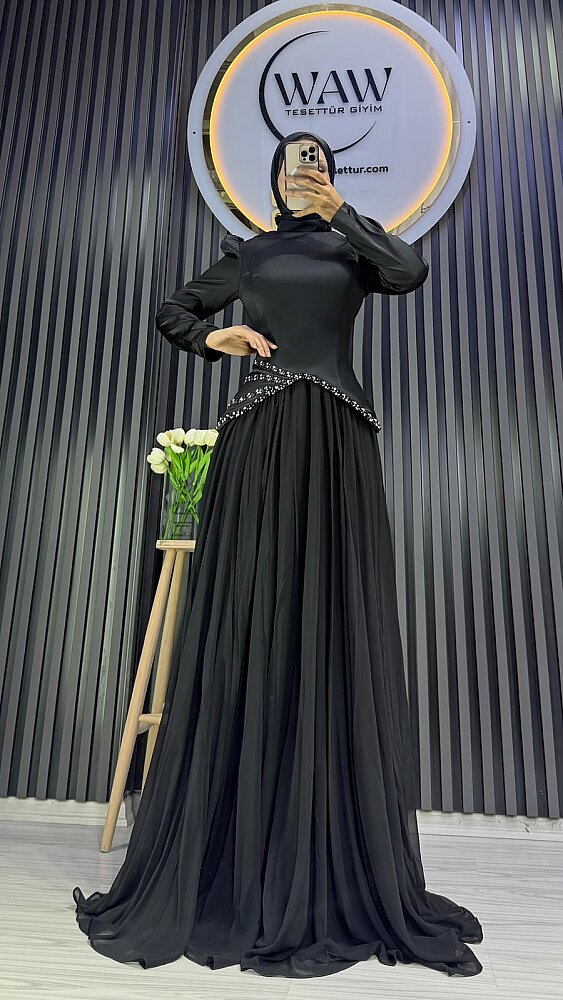 Valencia Abiye - 13